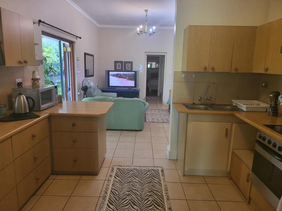 Rosenhof Garden Cottage Клануилям Екстериор снимка