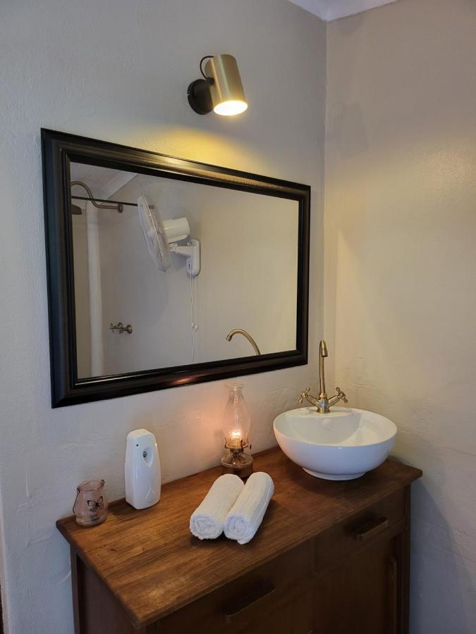 Rosenhof Garden Cottage Клануилям Екстериор снимка