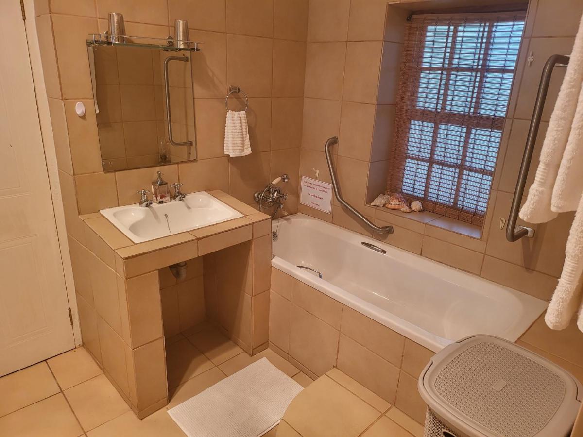 Rosenhof Garden Cottage Клануилям Екстериор снимка